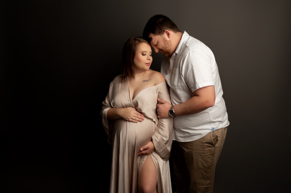 professional maternity photos, Mountain Brook AL maternity photography, professional maternity photos, pregnancy photoshoot Prattville AL
